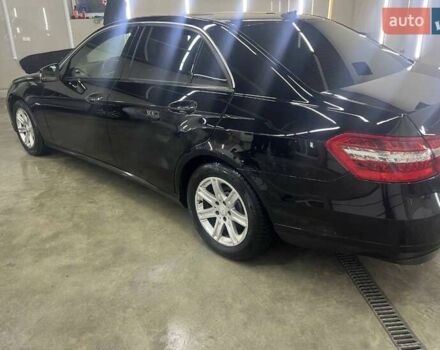 Мерседес Е-Клас 2010 у Одесі на Automoto.ua Чорний Мерседес Е-Клас, об'ємом двигуна 2.2 л та пробігом 400 тис. км за 11000 $, фото 3 на Automoto.ua