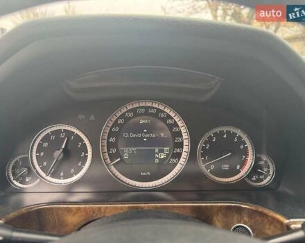 Чорний Мерседес Е-Клас, об'ємом двигуна 3 л та пробігом 241 тис. км за 10190 $, фото 24 на Automoto.ua