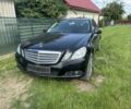 Черный Мерседес Е-Класс, объемом двигателя 2 л и пробегом 140 тыс. км за 595 $, фото 1 на Automoto.ua