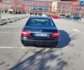 Черный Мерседес Е-Класс, объемом двигателя 2.1 л и пробегом 140 тыс. км за 12802 $, фото 3 на Automoto.ua