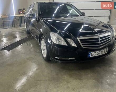 Мерседес Е-Клас 2010 у Одесі на Automoto.ua Чорний Мерседес Е-Клас, об'ємом двигуна 2.2 л та пробігом 400 тис. км за 11000 $, фото 1 на Automoto.ua