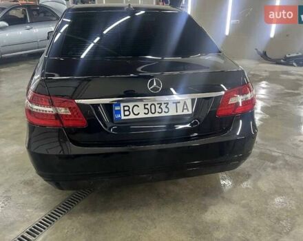 Мерседес Е-Клас 2010 у Одесі на Automoto.ua Чорний Мерседес Е-Клас, об'ємом двигуна 2.2 л та пробігом 400 тис. км за 11000 $, фото 4 на Automoto.ua
