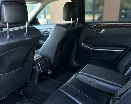 Черный Мерседес Е-Класс, объемом двигателя 2.2 л и пробегом 360 тыс. км за 12700 $, фото 15 на Automoto.ua