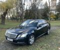 Мерседес Е-Клас 2010 у Чугуеве на Automoto.ua Чорний Мерседес Е-Клас, об'ємом двигуна 2.1 л та пробігом 390 тис. км за 7599 $, фото 1 на Automoto.ua