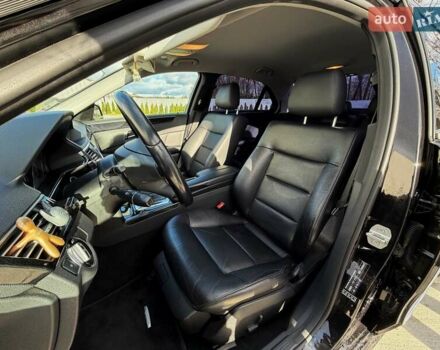 Черный Мерседес Е-Класс, объемом двигателя 2.14 л и пробегом 254 тыс. км за 14800 $, фото 18 на Automoto.ua