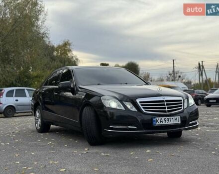 Мерседес Е-Клас 2011 у Києві на Automoto.ua Чорний Мерседес Е-Клас, об'ємом двигуна 3 л та пробігом 227 тис. км за 12500 $, фото 3 на Automoto.ua