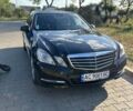 Черный Мерседес Е-Класс, объемом двигателя 2.14 л и пробегом 250 тыс. км за 15000 $, фото 6 на Automoto.ua