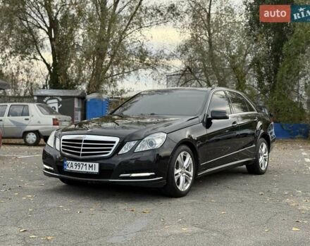 Мерседес Е-Клас 2011 у Києві на Automoto.ua Чорний Мерседес Е-Клас, об'ємом двигуна 3 л та пробігом 227 тис. км за 12500 $, фото 6 на Automoto.ua