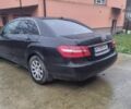 Черный Мерседес Е-Класс, объемом двигателя 2.1 л и пробегом 269 тыс. км за 11000 $, фото 1 на Automoto.ua
