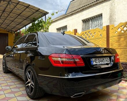 Чорний Мерседес Е-Клас, об'ємом двигуна 2.1 л та пробігом 253 тис. км за 13500 $, фото 2 на Automoto.ua