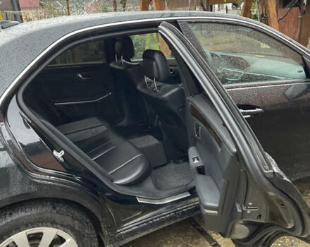 Чорний Мерседес Е-Клас, об'ємом двигуна 2.1 л та пробігом 269 тис. км за 10500 $, фото 13 на Automoto.ua