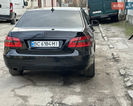 Мерседес Е-Класс 2011 в Львове на Automoto.ua Черный Мерседес Е-Класс, объемом двигателя 1.8 л и пробегом 353 тыс. км за 12000 $, фото 4 на Automoto.ua