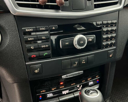 Черный Мерседес Е-Класс, объемом двигателя 1.8 л и пробегом 271 тыс. км за 8999 $, фото 20 на Automoto.ua