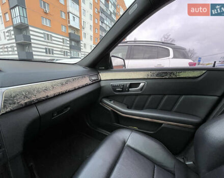 Чорний Мерседес Е-Клас, об'ємом двигуна 3.5 л та пробігом 160 тис. км за 13500 $, фото 7 на Automoto.ua