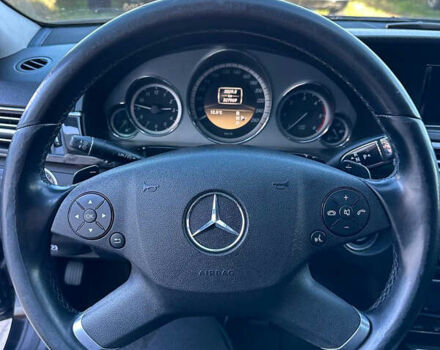 Чорний Мерседес Е-Клас, об'ємом двигуна 2.14 л та пробігом 327 тис. км за 13500 $, фото 10 на Automoto.ua