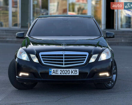 Чорний Мерседес Е-Клас, об'ємом двигуна 2.14 л та пробігом 282 тис. км за 11900 $, фото 1 на Automoto.ua