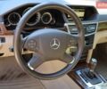 Черный Мерседес Е-Класс, объемом двигателя 2 л и пробегом 43 тыс. км за 18000 $, фото 1 на Automoto.ua