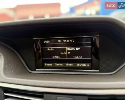 Мерседес Е-Клас 2011 у Києві на Automoto.ua Чорний Мерседес Е-Клас, об'ємом двигуна 3 л та пробігом 227 тис. км за 12500 $, фото 38 на Automoto.ua