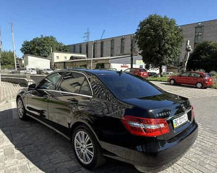 Мерседес Е-Класс 2011 в Львове на Automoto.ua Черный Мерседес Е-Класс, объемом двигателя 2.14 л и пробегом 199 тыс. км за 16990 $, фото 4 на Automoto.ua