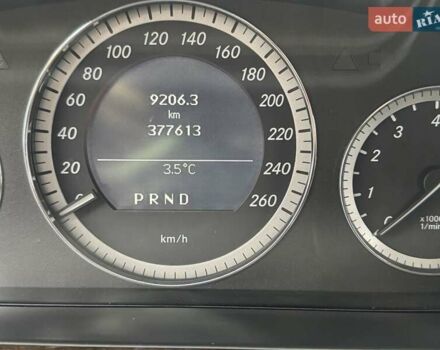 Черный Мерседес Е-Класс, объемом двигателя 1.8 л и пробегом 370 тыс. км за 10500 $, фото 2 на Automoto.ua