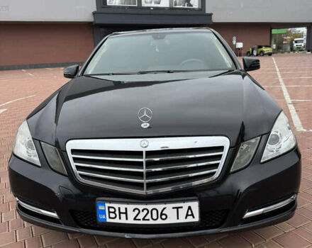 Мерседес Е-Класс 2011 в Одессе на Automoto.ua Черный Мерседес Е-Класс, объемом двигателя 2.2 л и пробегом 167 тыс. км за 13000 $, фото 1 на Automoto.ua