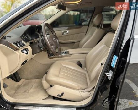 Мерседес Е-Клас 2011 у Києві на Automoto.ua Чорний Мерседес Е-Клас, об'ємом двигуна 3 л та пробігом 227 тис. км за 12500 $, фото 17 на Automoto.ua