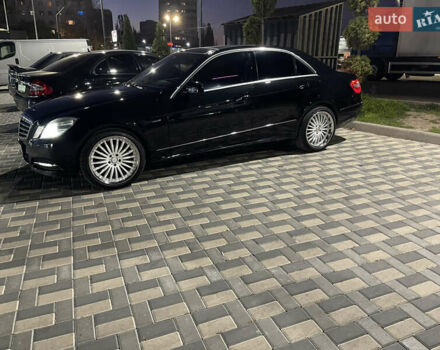 Чорний Мерседес Е-Клас, об'ємом двигуна 2.14 л та пробігом 230 тис. км за 12500 $, фото 3 на Automoto.ua