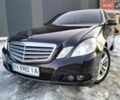 Чорний Мерседес Е-Клас, об'ємом двигуна 2.2 л та пробігом 324 тис. км за 12600 $, фото 4 на Automoto.ua