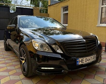 Чорний Мерседес Е-Клас, об'ємом двигуна 2.1 л та пробігом 253 тис. км за 13500 $, фото 4 на Automoto.ua