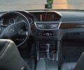 Мерседес Е-Класс 2011 в Черновцах на Automoto.ua Черный Мерседес Е-Класс, объемом двигателя 2.1 л и пробегом 234 тыс. км за 12000 $, фото 5 на Automoto.ua