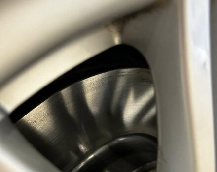 Черный Мерседес Е-Класс, объемом двигателя 3.5 л и пробегом 103 тыс. км за 15500 $, фото 16 на Automoto.ua