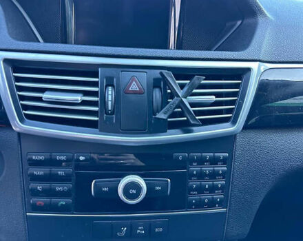 Чорний Мерседес Е-Клас, об'ємом двигуна 2.14 л та пробігом 327 тис. км за 13500 $, фото 9 на Automoto.ua