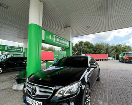 Чорний Мерседес Е-Клас, об'ємом двигуна 1.8 л та пробігом 190 тис. км за 14500 $, фото 5 на Automoto.ua