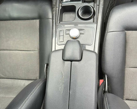 Чорний Мерседес Е-Клас, об'ємом двигуна 2.2 л та пробігом 200 тис. км за 15500 $, фото 5 на Automoto.ua