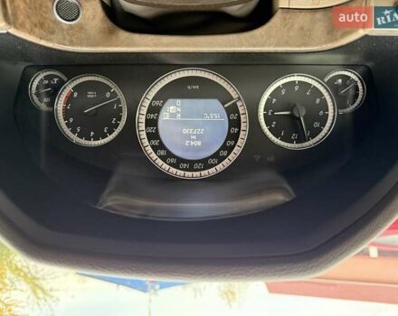 Мерседес Е-Клас 2011 у Києві на Automoto.ua Чорний Мерседес Е-Клас, об'ємом двигуна 3 л та пробігом 227 тис. км за 12500 $, фото 34 на Automoto.ua