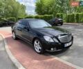 Черный Мерседес Е-Класс, объемом двигателя 2.2 л и пробегом 350 тыс. км за 11500 $, фото 1 на Automoto.ua