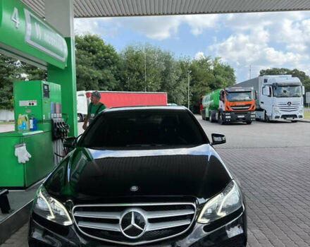 Чорний Мерседес Е-Клас, об'ємом двигуна 1.8 л та пробігом 190 тис. км за 14500 $, фото 1 на Automoto.ua