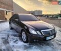 Чорний Мерседес Е-Клас, об'ємом двигуна 2.2 л та пробігом 324 тис. км за 12600 $, фото 1 на Automoto.ua