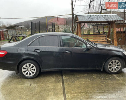 Чорний Мерседес Е-Клас, об'ємом двигуна 2.1 л та пробігом 269 тис. км за 10500 $, фото 2 на Automoto.ua
