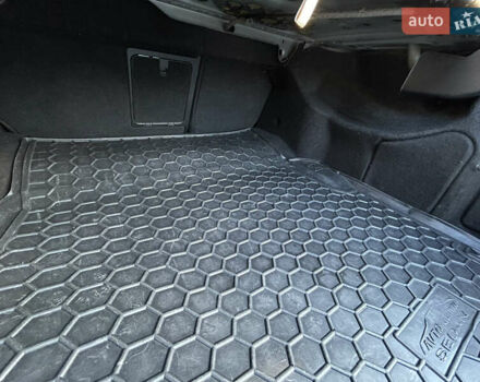 Чорний Мерседес Е-Клас, об'ємом двигуна 2.14 л та пробігом 298 тис. км за 11900 $, фото 40 на Automoto.ua