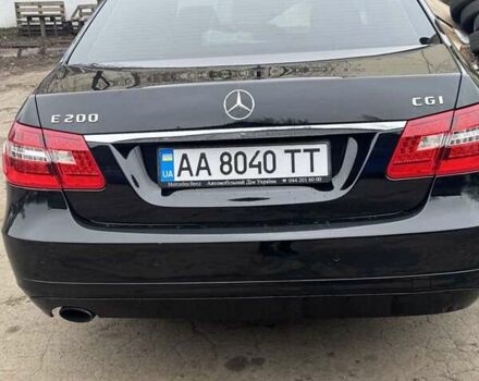 Черный Мерседес Е-Класс, объемом двигателя 1.8 л и пробегом 370 тыс. км за 10500 $, фото 1 на Automoto.ua