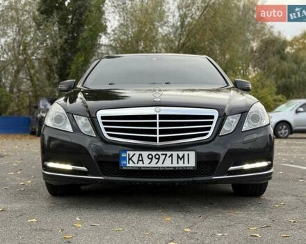Мерседес Е-Клас 2011 у Києві на Automoto.ua Чорний Мерседес Е-Клас, об'ємом двигуна 3 л та пробігом 227 тис. км за 12500 $, фото 8 на Automoto.ua