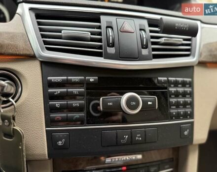 Мерседес Е-Клас 2011 у Києві на Automoto.ua Чорний Мерседес Е-Клас, об'ємом двигуна 3 л та пробігом 227 тис. км за 12500 $, фото 37 на Automoto.ua