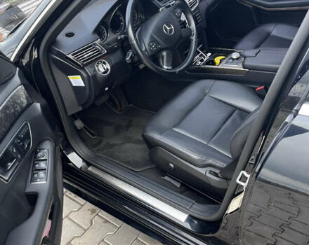 Чорний Мерседес Е-Клас, об'ємом двигуна 3.5 л та пробігом 160 тис. км за 13500 $, фото 5 на Automoto.ua