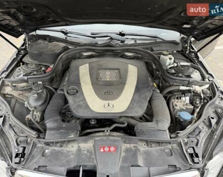 Мерседес Е-Клас 2011 у Києві на Automoto.ua Чорний Мерседес Е-Клас, об'ємом двигуна 3 л та пробігом 227 тис. км за 12500 $, фото 33 на Automoto.ua