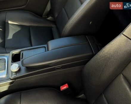 Черный Мерседес Е-Класс, объемом двигателя 2.14 л и пробегом 254 тыс. км за 14800 $, фото 20 на Automoto.ua