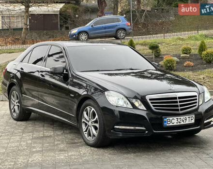 Черный Мерседес Е-Класс, объемом двигателя 1.8 л и пробегом 271 тыс. км за 8999 $, фото 5 на Automoto.ua