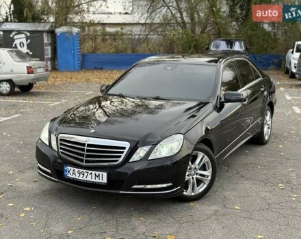 Мерседес Е-Клас 2011 у Києві на Automoto.ua Чорний Мерседес Е-Клас, об'ємом двигуна 3 л та пробігом 227 тис. км за 12500 $, фото 1 на Automoto.ua