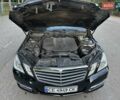 Черный Мерседес Е-Класс, объемом двигателя 2.14 л и пробегом 325 тыс. км за 12300 $, фото 25 на Automoto.ua