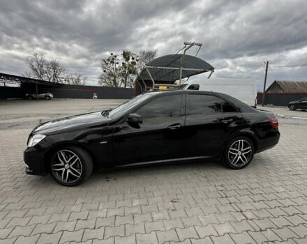 Чорний Мерседес Е-Клас, об'ємом двигуна 2.2 л та пробігом 285 тис. км за 12300 $, фото 1 на Automoto.ua